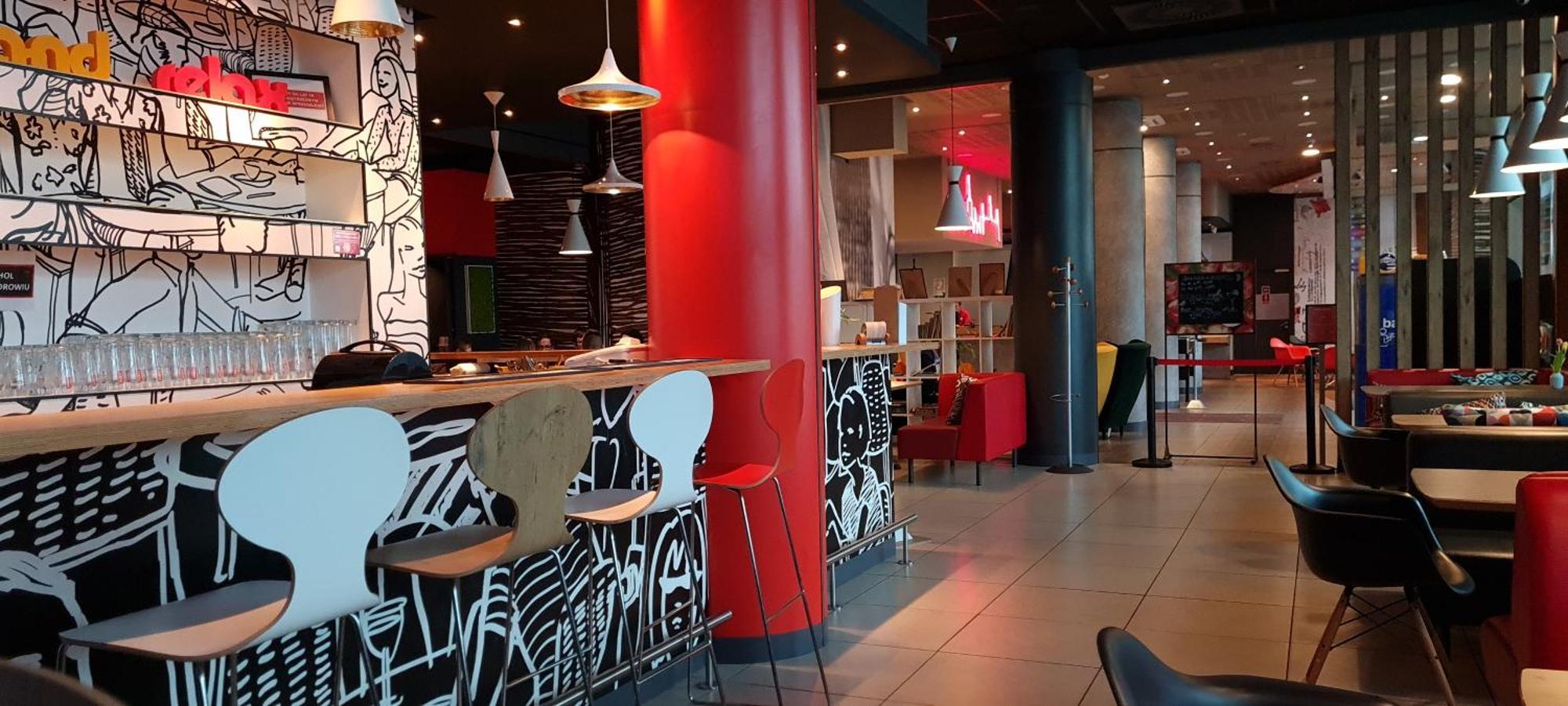 Ibis Warszawa Centrum Exterior foto